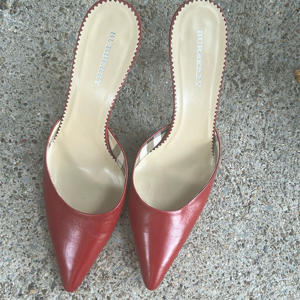 Burberry red kitten heels size 9.5